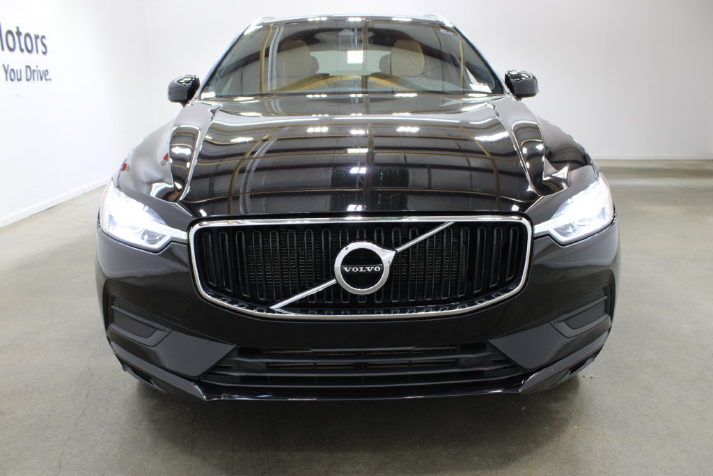 Used 2019 Volvo XC60 T6 Momentum w/ Premium Package AWD/4WD image 7