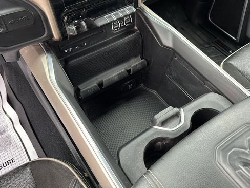 Used 2019 RAM 2500 Laramie image 15