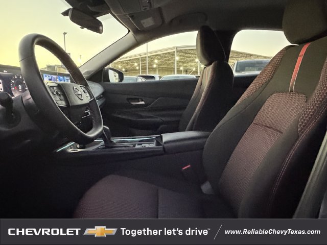 Used 2026 Nissan Sentra SR w/ Floor Mat Package FWD image 28