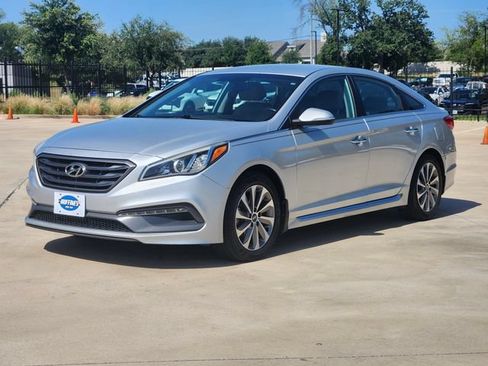 Used 2015 Hyundai Sonata Sport w/ Option Group 03 FWD image 3