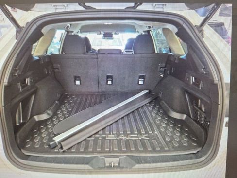 Used 2025 Subaru Outback Premium image 14