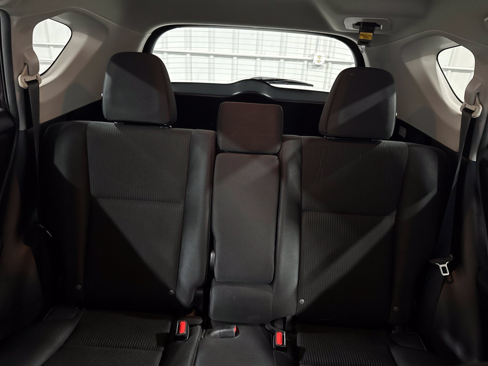 Used 2017 Toyota RAV4 LE AWD/4WD image 20