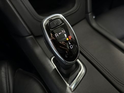 Used 2019 Cadillac XT5 Premium Luxury AWD/4WD image 22