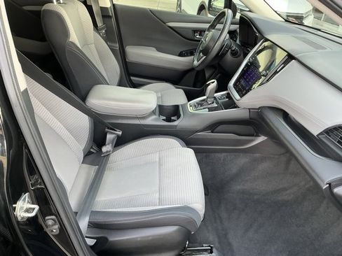Used 2021 Subaru Outback Premium image 21
