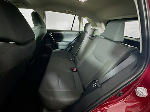 Used 2024 Toyota RAV4 LE image 27