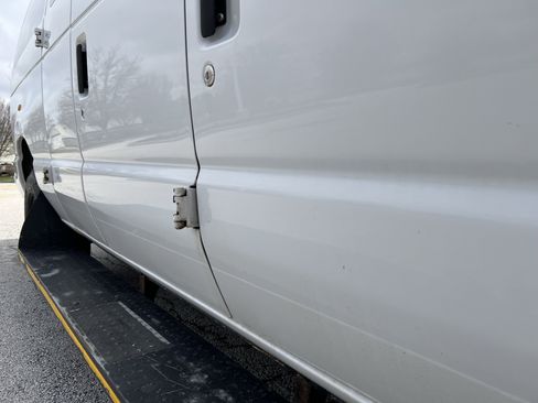 Used 2011 Ford E-250 and Econoline 250 w/ PWR Group image 32