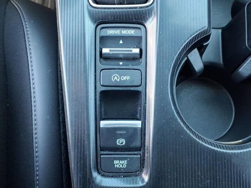 Used 2024 Honda Civic Sport image 13