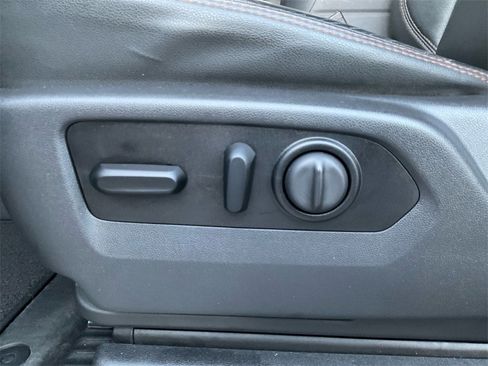 Used 2021 GMC Sierra 1500 AT4 w/ AT4 Premium Package image 31