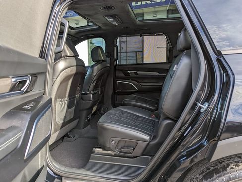 Used 2024 Kia Telluride SX Prestige X-Line AWD/4WD image 39