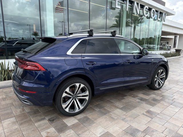 Used 2021 Audi Q8 Prestige w/ Prestige Package AWD/4WD image 2