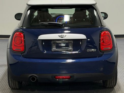 Used 2014 MINI Cooper 2-Door Hardtop image 6
