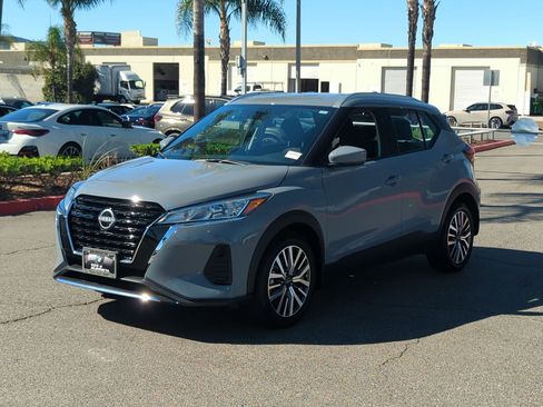 Used 2024 Nissan Kicks SV image 5