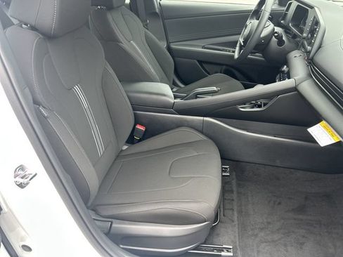 New 2026 Hyundai Elantra Sport FWD image 13