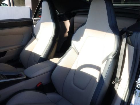 Certified 2025 Porsche 911 Carrera image 6