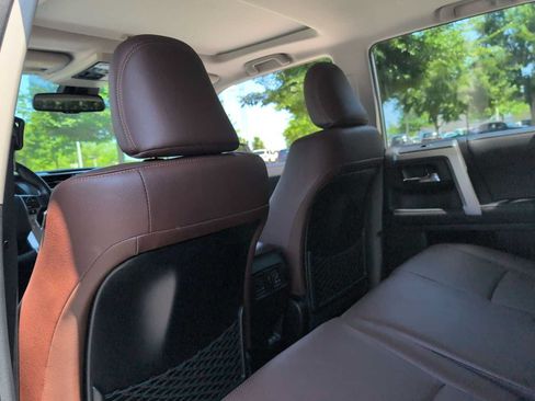Used 2023 Toyota 4Runner Limited AWD/4WD image 18