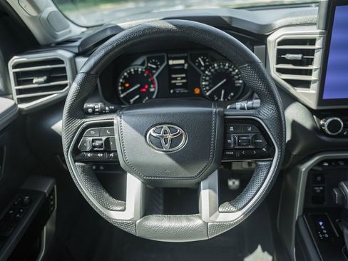 Used 2022 Toyota Tundra Limited w/ TRD Off-Road Package AWD/4WD image 33