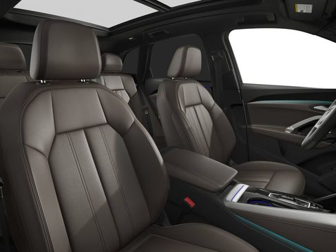 Certified 2025 Audi Q5 Premium Plus AWD/4WD image 5