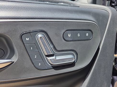 Used 2021 Mercedes-Benz Sprinter 2500 image 20