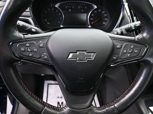 Used 2022 Chevrolet Equinox RS w/ RS Leather Package FWD image 35
