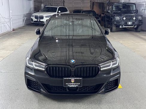 Used 2023 BMW 540i xDrive w/ M Sport Package AWD/4WD image 2
