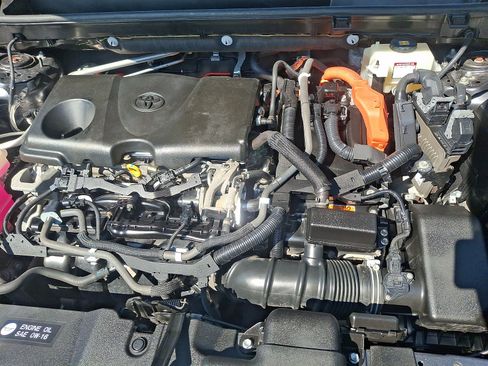 Used 2019 Toyota RAV4 XLE w/ Convenience Package AWD/4WD image 28