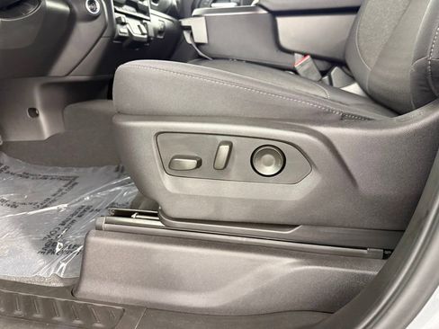 Used 2025 Chevrolet Silverado 1500 Custom Trail Boss image 23