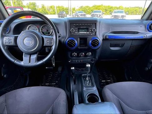 Used 2017 Jeep Wrangler Sport AWD/4WD image 7