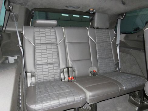 Used 2021 Cadillac Escalade Sport Platinum w/ Heavy-Duty Trailer Package image 14