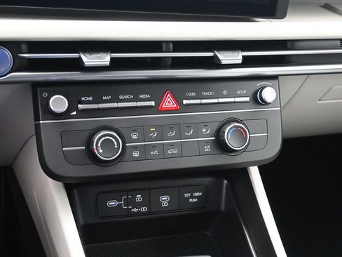 New 2026 Hyundai Tucson SE image 17