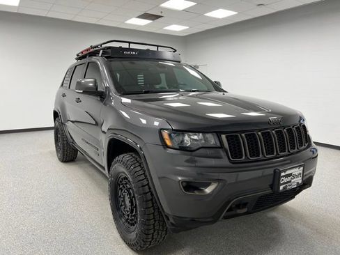 Used 2016 Jeep Grand Cherokee Limited 75th Anniversary image 2