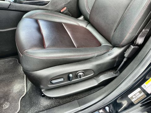 Used 2022 Chevrolet Blazer RS AWD/4WD image 19