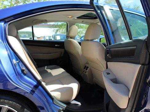 Used 2015 Subaru Legacy 2.5i Limited AWD/4WD image 31