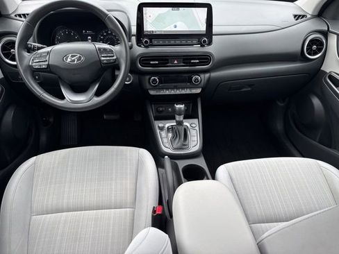 Certified 2023 Hyundai Kona SEL w/ Convenience Package AWD/4WD image 3