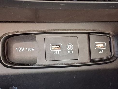 Used 2020 Hyundai Santa Fe SEL image 20