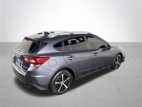 Certified 2022 Subaru Impreza 2.0i Premium AWD/4WD image 7