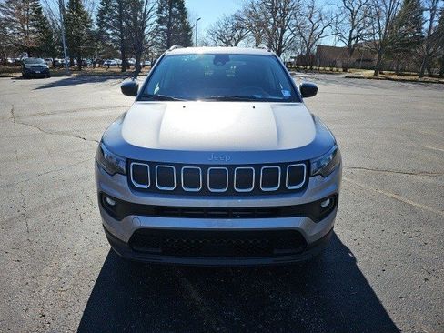 Used 2022 Jeep Compass Latitude w/ Convenience Group image 9