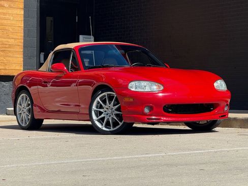 Used 1999 MAZDA MX-5 Miata image 7