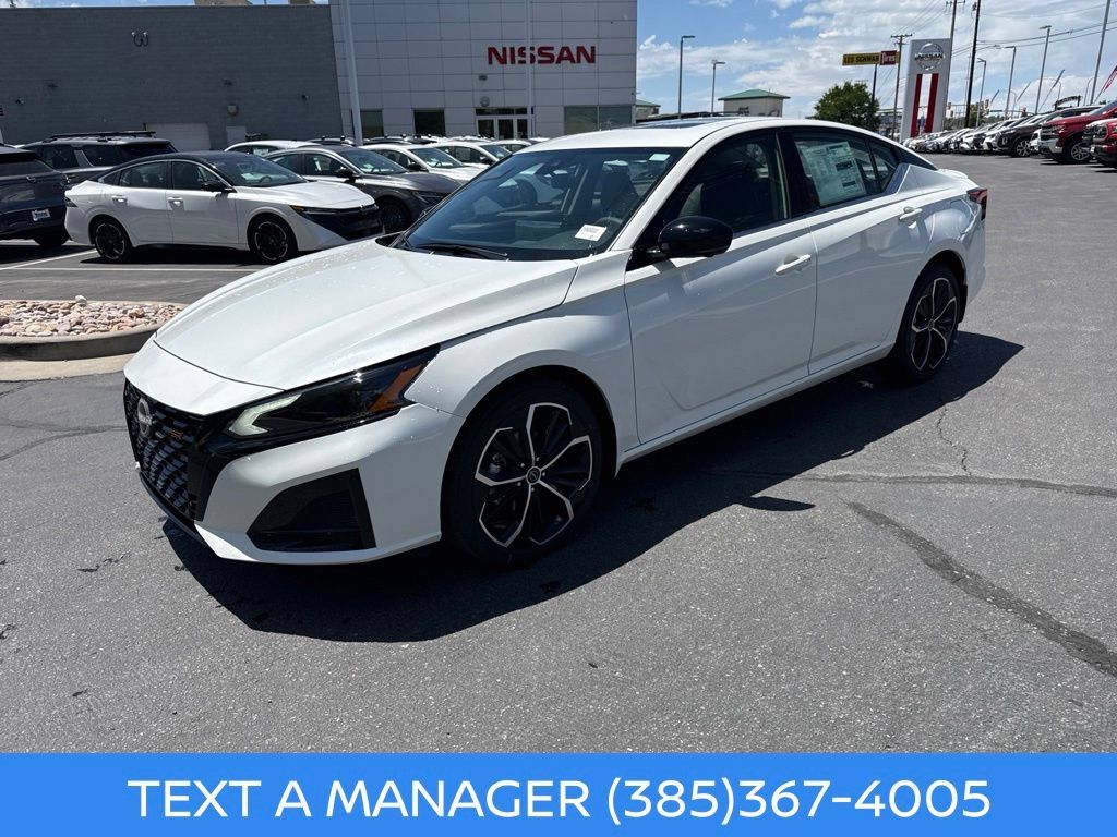 New 2026 Nissan Altima 2.5 SR w/ SR Premium Package AWD/4WD image 8