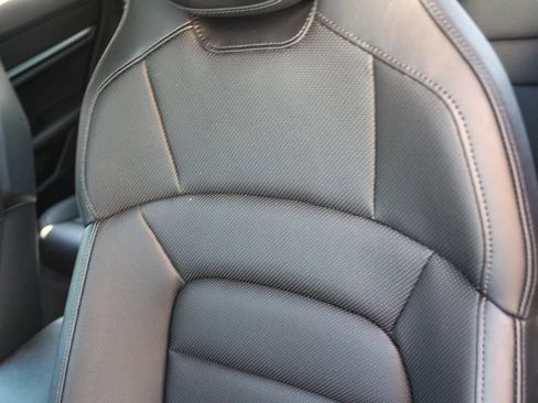 Used 2025 Porsche Taycan image 26