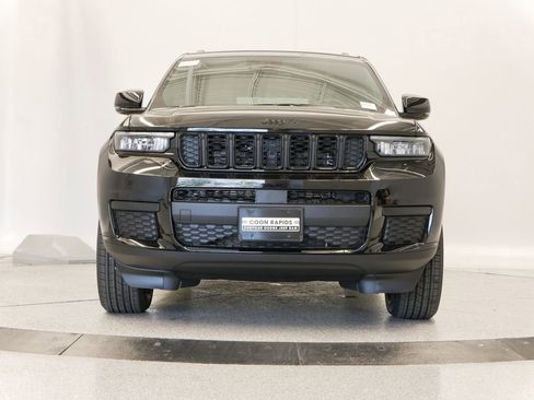 New 2025 Jeep Grand Cherokee L Altitude AWD/4WD image 12