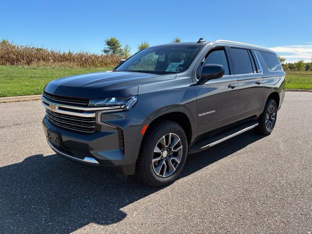 Used 2021 Chevrolet Suburban LT AWD/4WD image 4