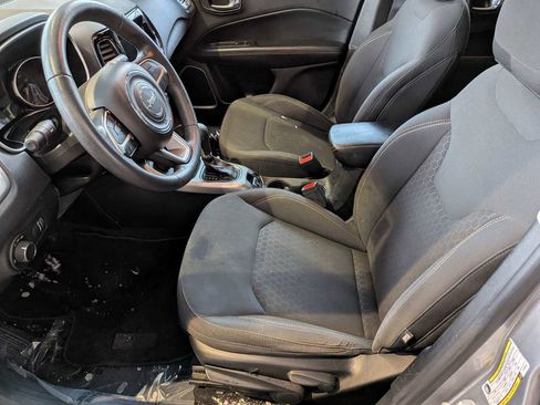 Used 2018 Jeep Compass Sport w/ Tech Group image 15