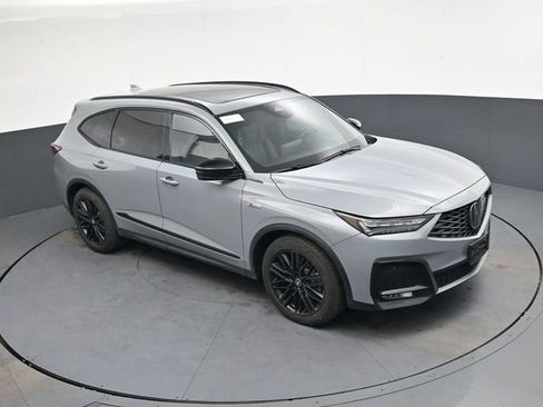 Used 2025 Acura MDX A-Spec image 19