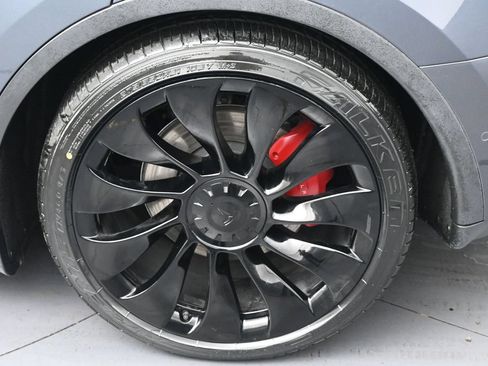 Used 2022 Tesla Model Y Performance AWD/4WD image 36