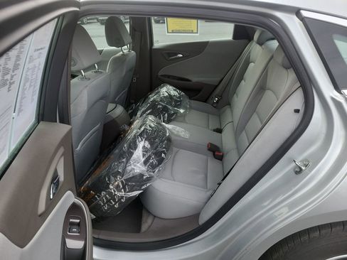 Used 2021 Chevrolet Malibu LS image 18