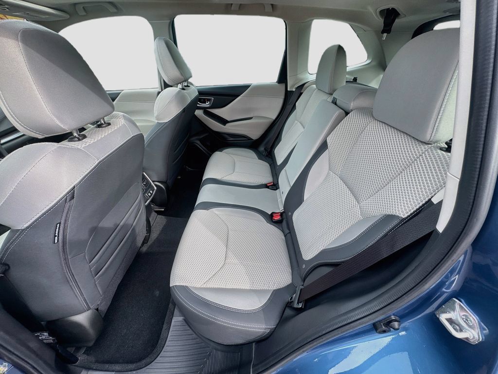 Certified 2023 Subaru Forester Premium AWD/4WD image 23