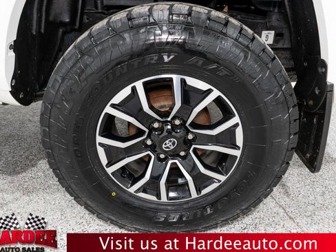 Used 2023 Toyota Tacoma TRD Sport image 10