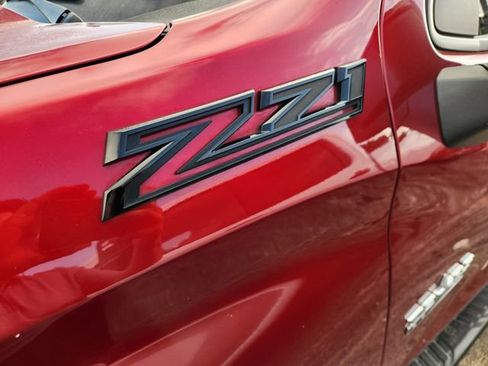 Used 2023 Chevrolet Silverado 1500 RST w/ Z71 Off-Road Package AWD/4WD image 6