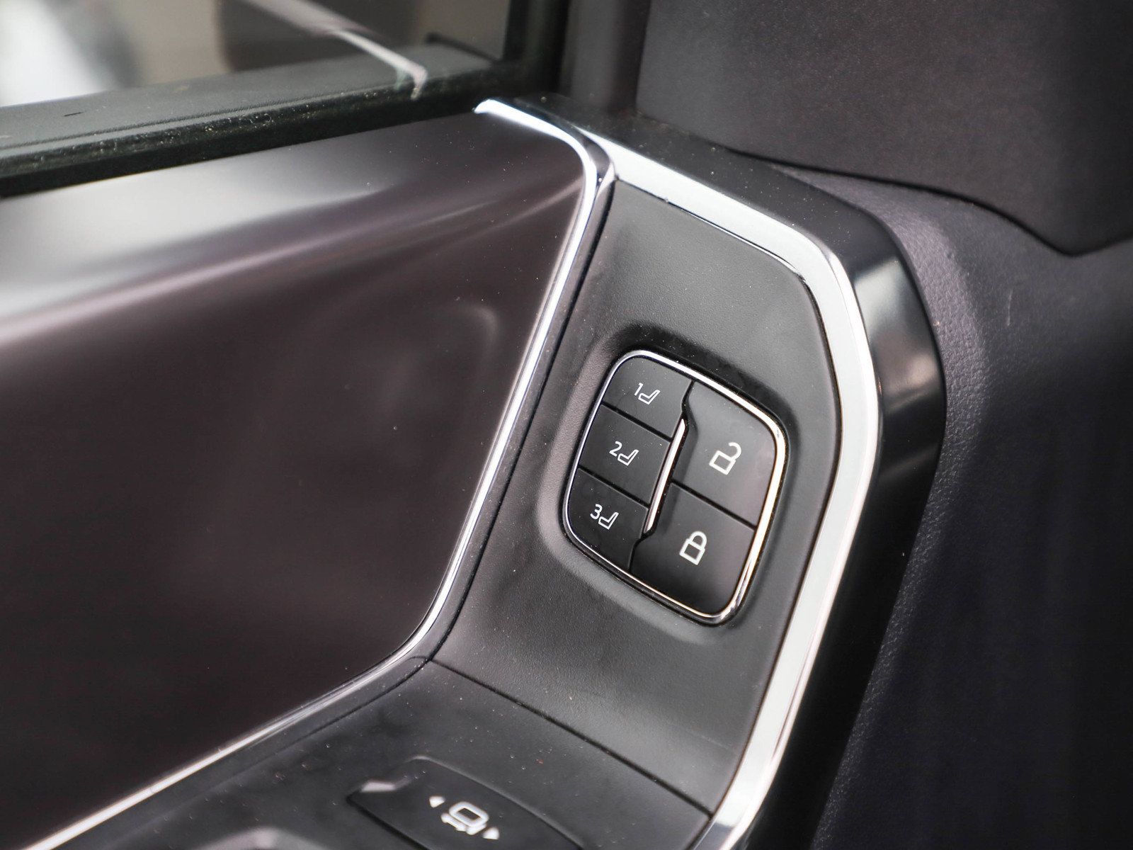 Used 2026 Ford F250 Platinum AWD/4WD image 24