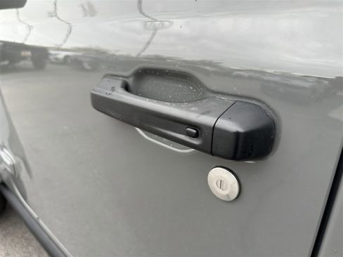 Used 2022 Jeep Wrangler Unlimited Rubicon 4xe w/ Cold Weather Group image 14